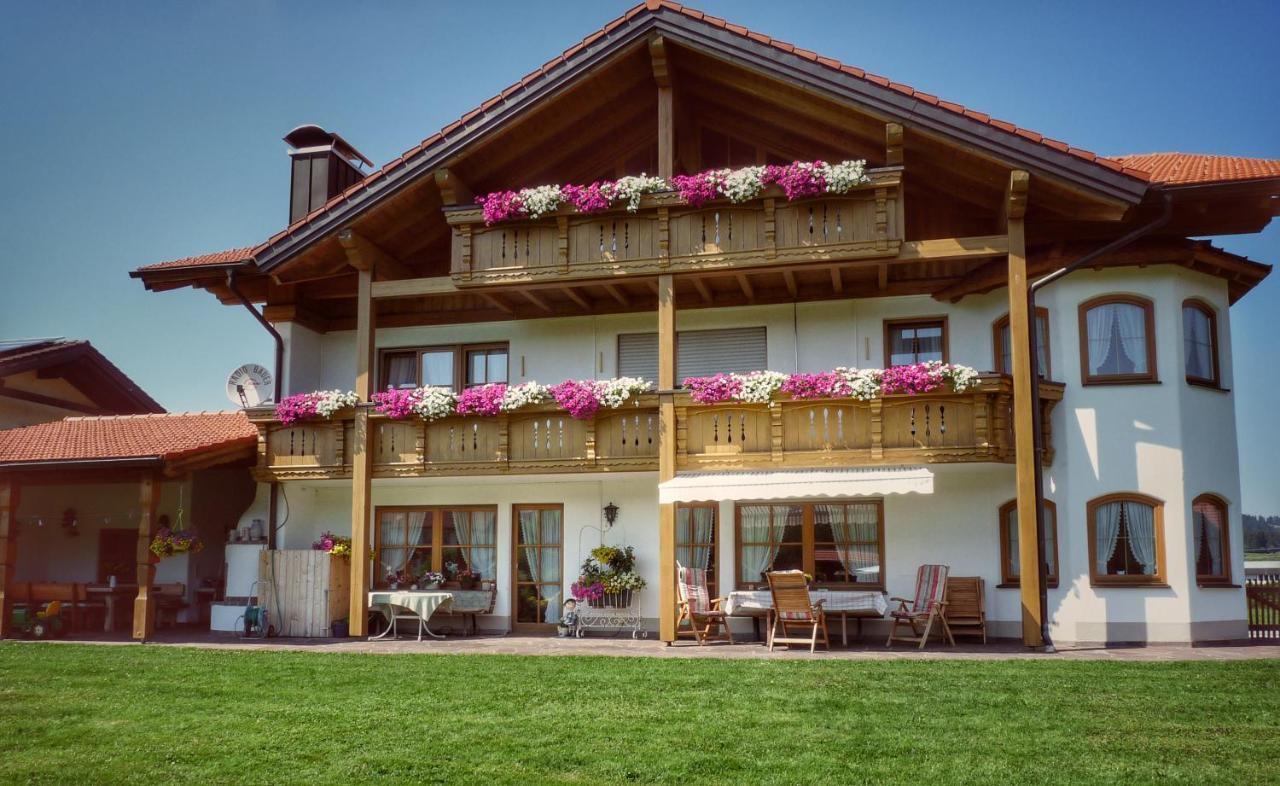 Gaestehaus "Zur Schmiede" Wertach Exteriör bild